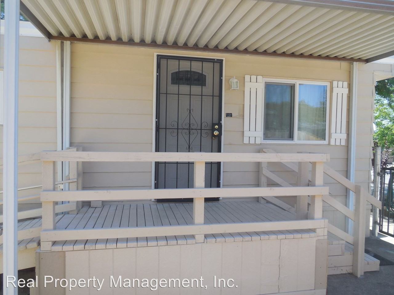 2725 Oxford Rd - Photo 2 of 24