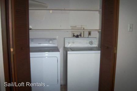 571 Country Club Dr W - Photo 3 of 9