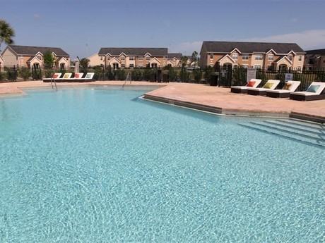 Seven Palms Apartments - Photo 3 of 6