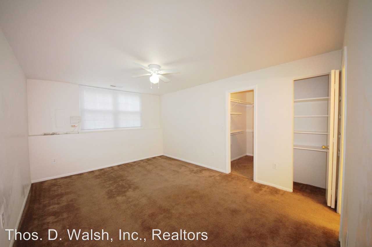 7216 Lost Spring Ct - Photo 3 of 10