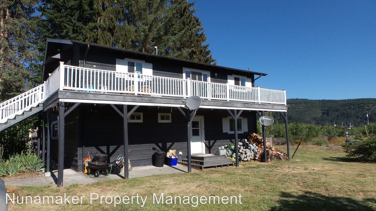 5195 Lost Lake Rd - Photo 2 of 11