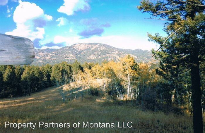 4729 Meadow Ln - Photo 3 of 12