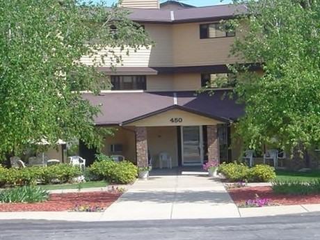 Breezewood Village II - Photo 2 of 6