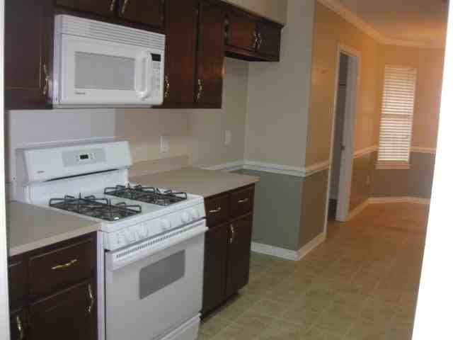 8017 Woodbrook Ct - Photo 2 of 19