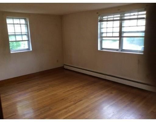 178 Colburn St #178 - Photo 3 of 9