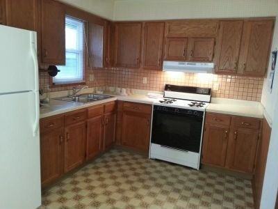 7406 Saturn St - Photo 3 of 6