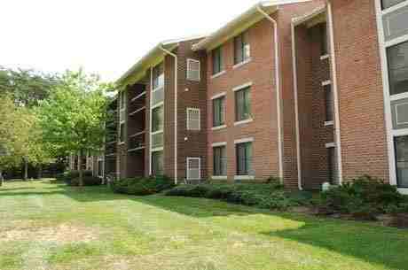 West Springfield Terrace - Photo 2 of 6