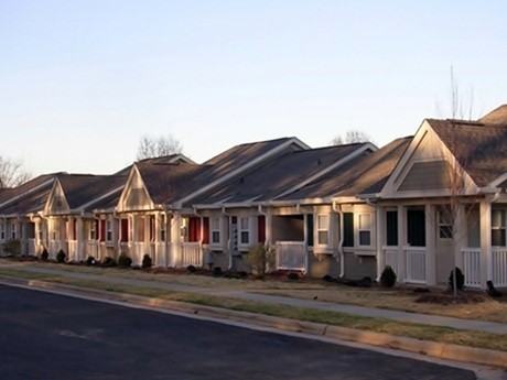 Arbor Glen Apartments - Photo 2 of 6