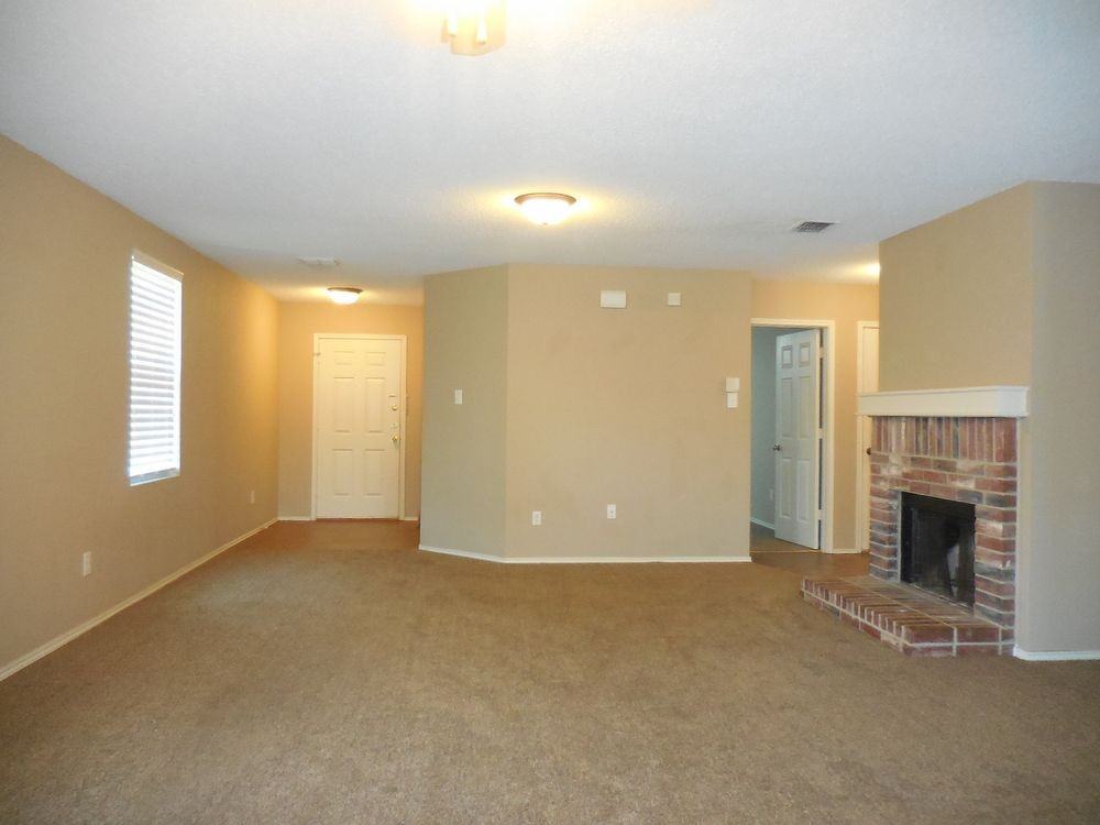 3303 Friesian Ct - Photo 3 of 12