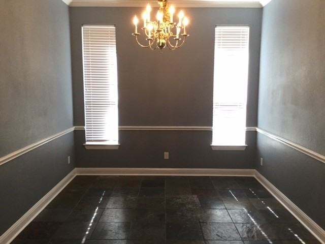 5304 Briarwood Dr - Photo 3 of 6