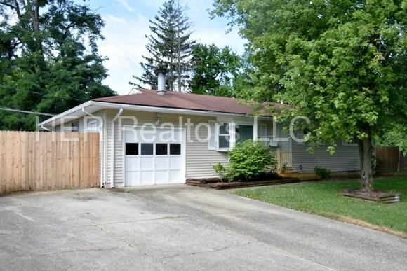 5029 Brinwood Pl - Photo 2 of 18