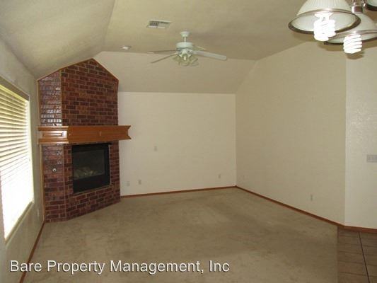 1612 SW 77th Pl - Photo 2 of 14