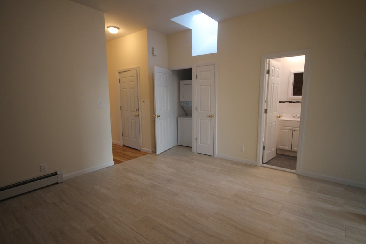 60-29 Myrtle Avenue #3 - Photo 3 of 10