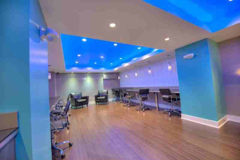 N Lake Shore Dr #1372