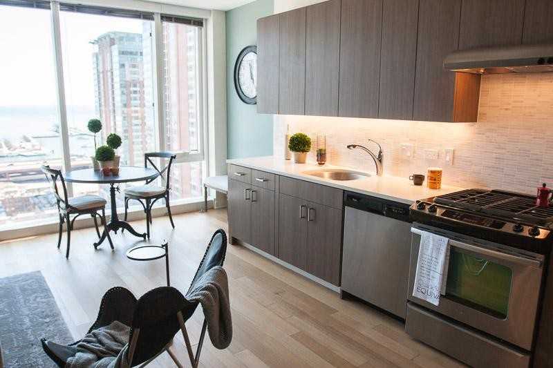 E North Water St #1445