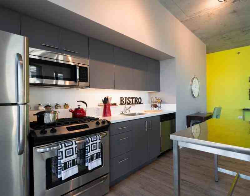 1600-1612 W Division St #1617