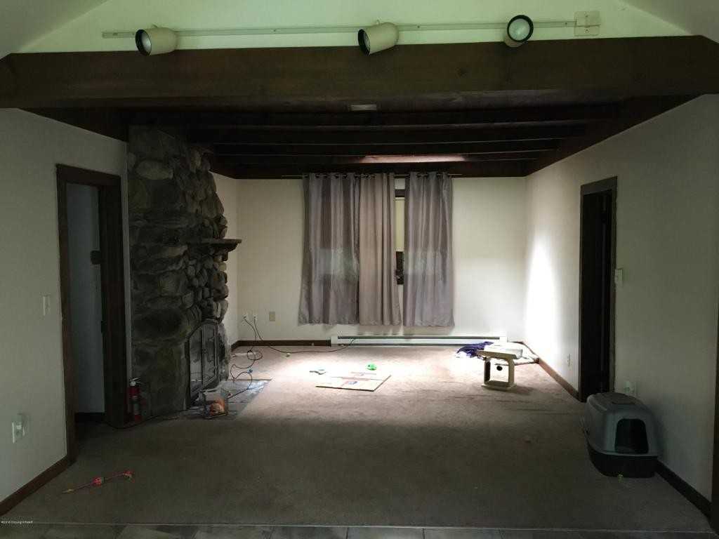 315 Goldfinch Rd - Photo 2 of 19