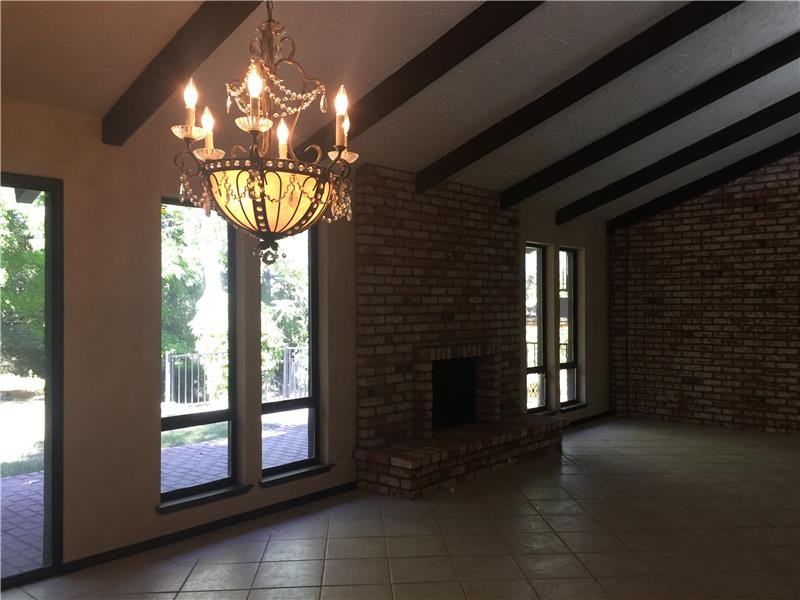 14807 Nevar Ct - Photo 3 of 7