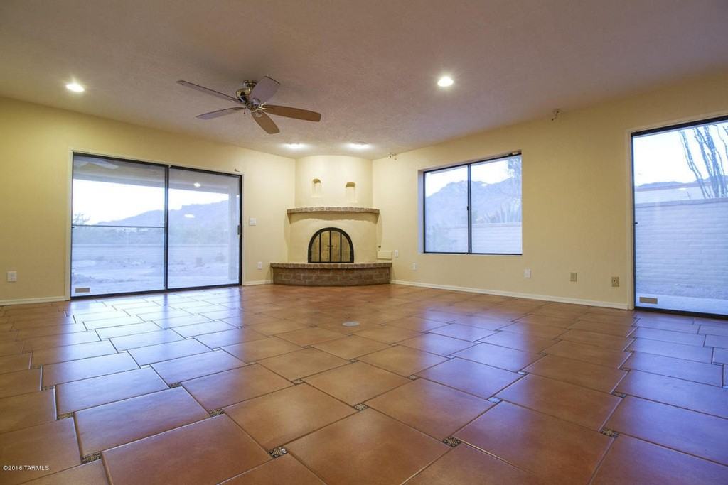 5457 N Fort Yuma Trail - Photo 3 of 49