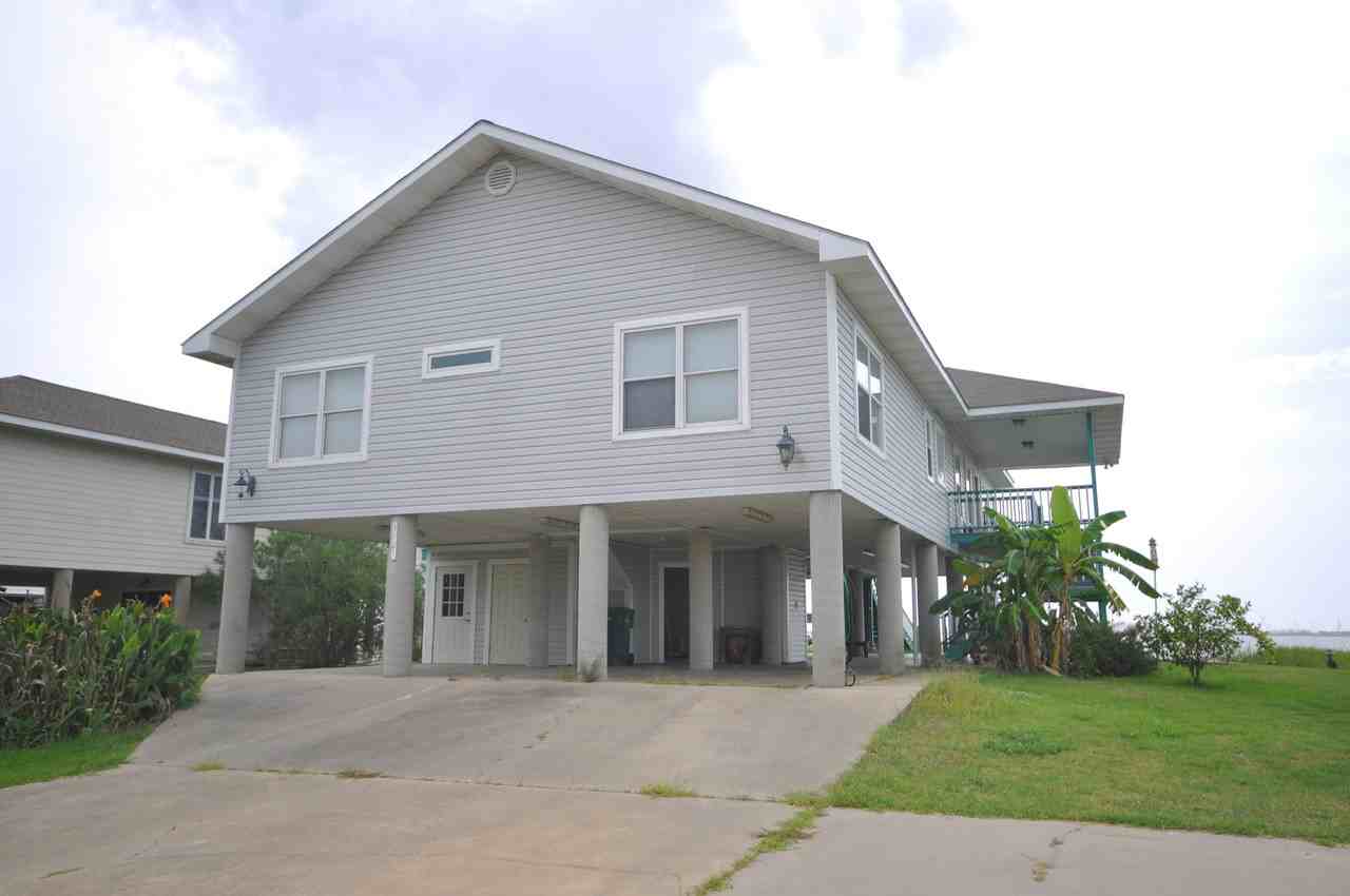 3721 Lakeview Dr - Photo 3 of 29