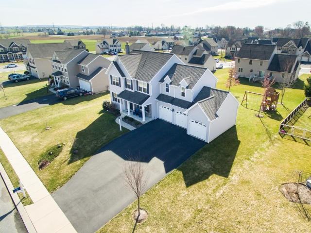 222 Fallowfield Dr - Photo 2 of 13
