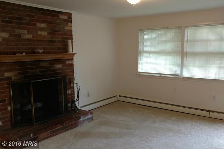 4520 Knoll Dr - Photo 3 of 18