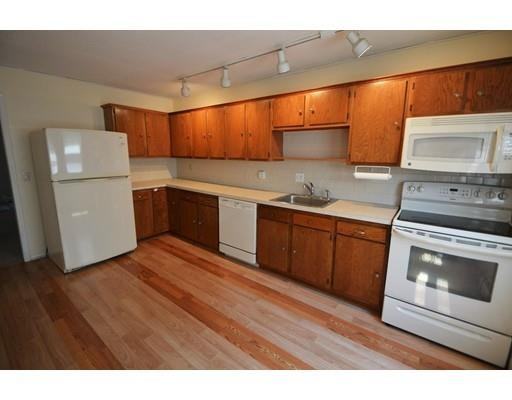 135 Litchfield Pines Dr #A - Photo 3 of 10