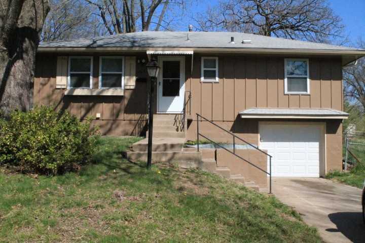 8615 Garfield Ave - Photo 3 of 17