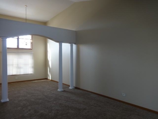 21410 Breton Rd - Photo 3 of 24