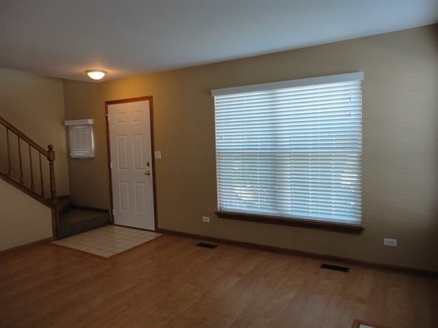 775 Highview Ct - Photo 2 of 10