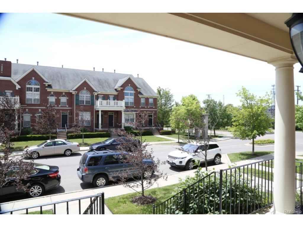 3271 Camden Dr #125 - Photo 3 of 34