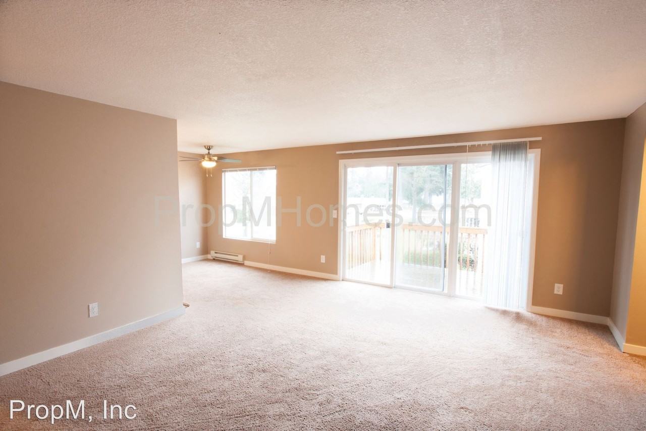 1551 N Manzanita St - Photo 2 of 18