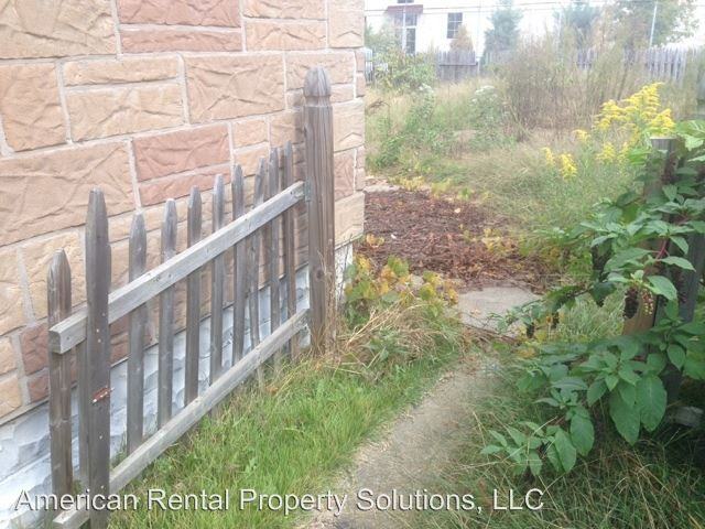 120 First St - Photo 3 of 26