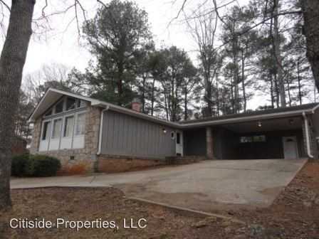 4647 Randalwood Dr - Photo 2 of 17