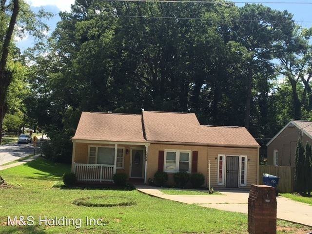 1382 Benteen Way SE - Photo 3 of 11