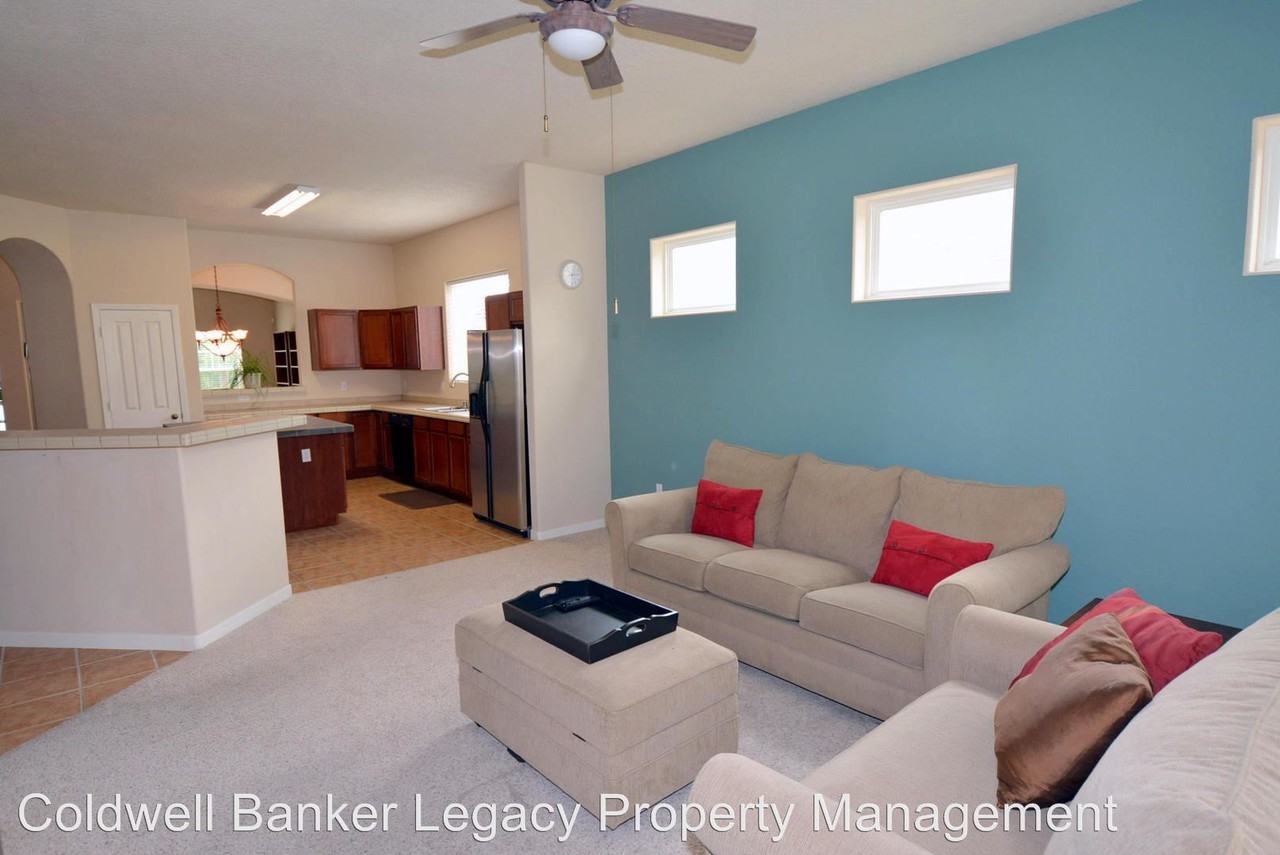 10431 Calle Mirlo NW - Photo 3 of 18