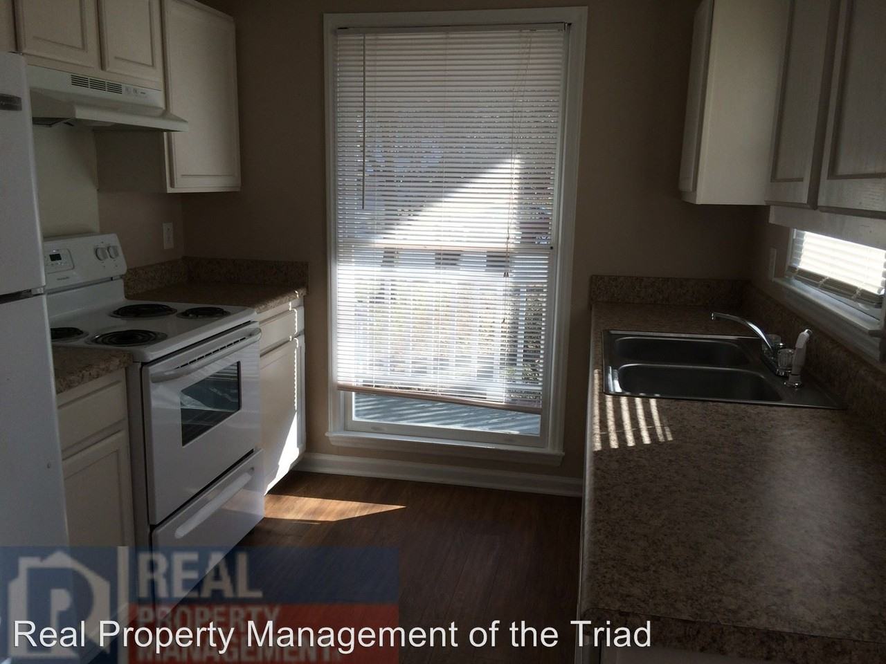 1800 Covenant Ln - Photo 2 of 11