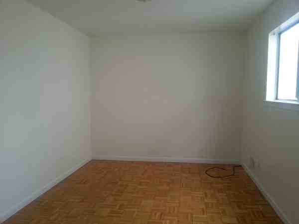 158 Fahy Ave - Photo 3 of 3