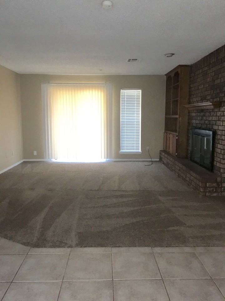 301 Springfield Dr - Photo 3 of 17