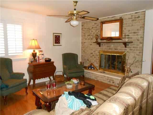 1122 W Northgate Dr - Photo 3 of 15