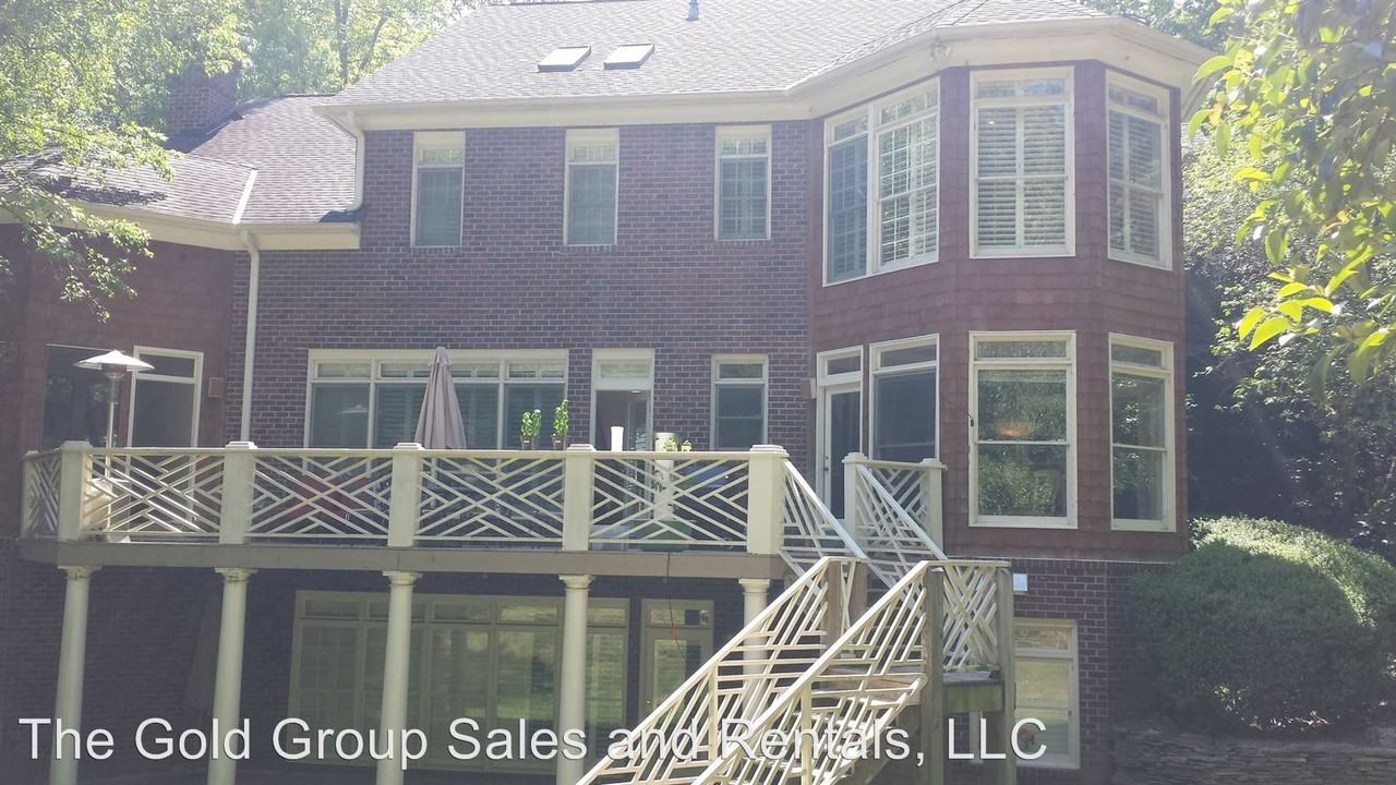 5516 Hardison Rd - Photo 3 of 16