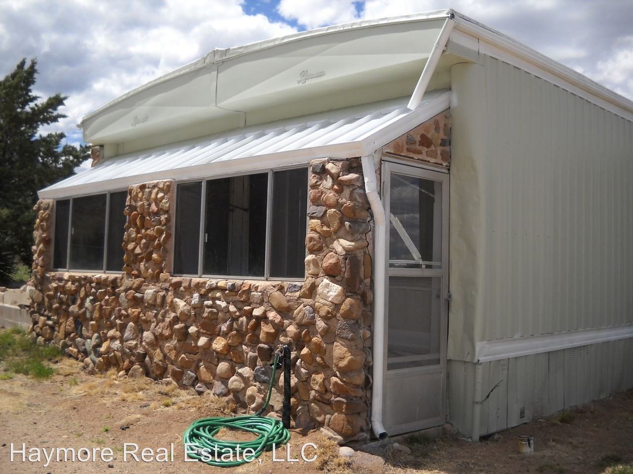 5227 E Pioneer Ln - Photo 3 of 27