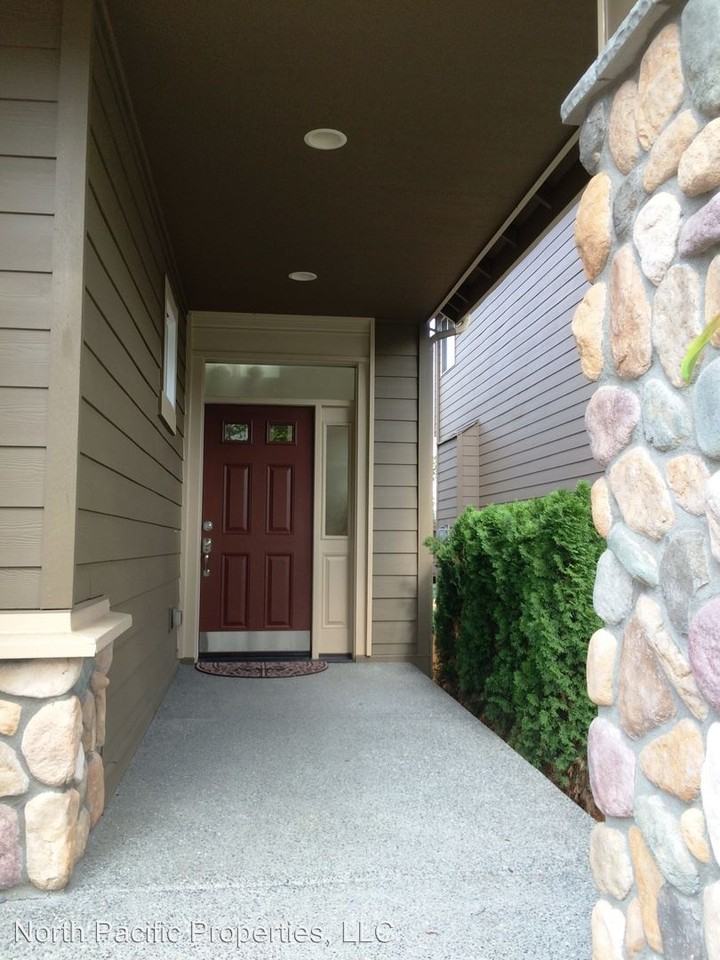 890 Big Tree Dr NW - Photo 2 of 13