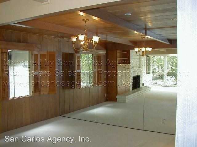 3022 Stevenson Dr - Photo 3 of 9