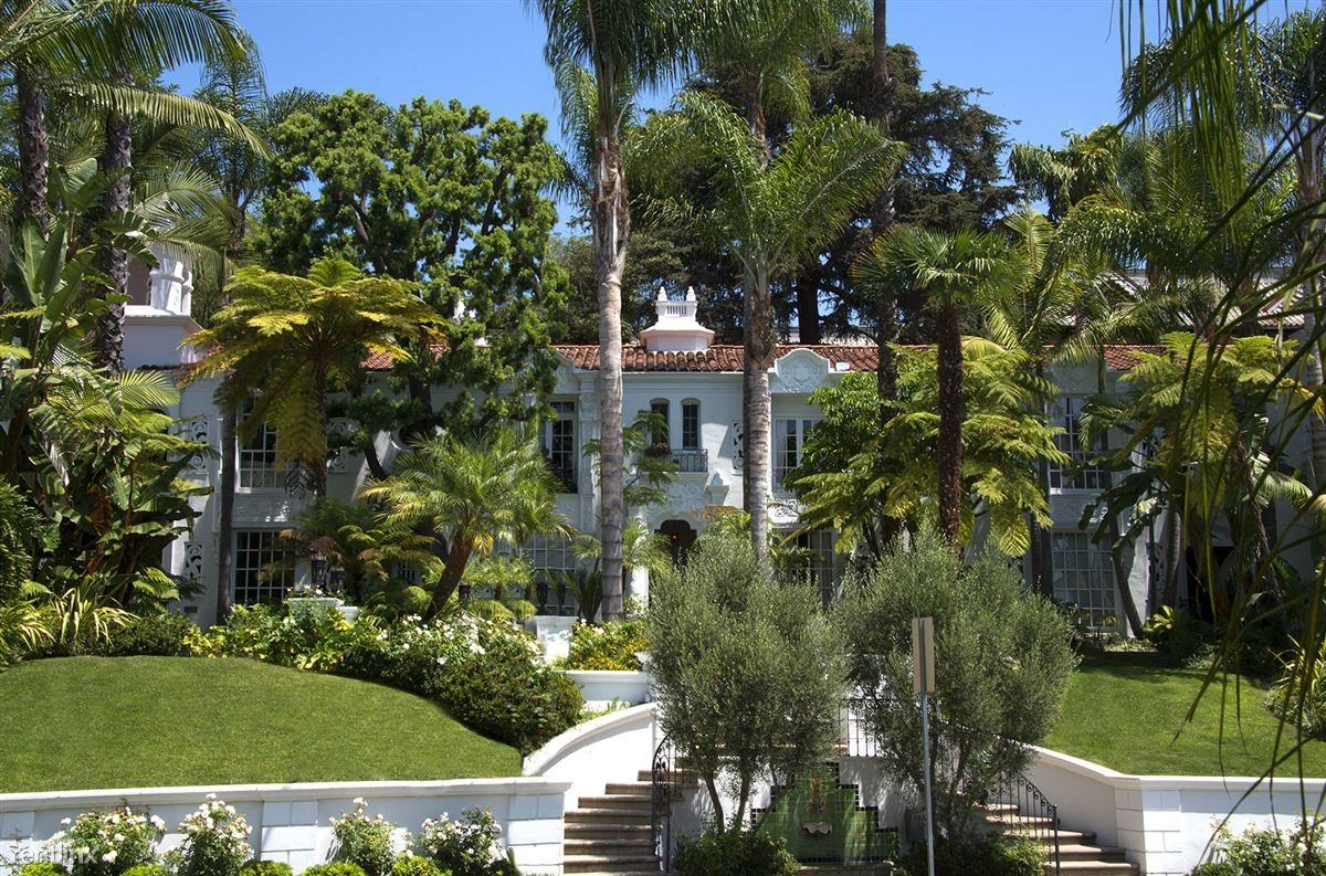 Chateau Park Homes - Photo 2 of 11