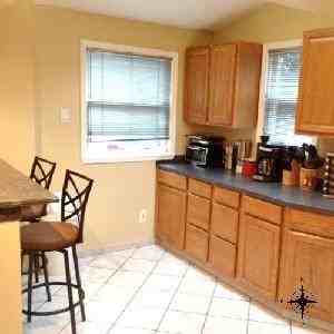 200 Rosewood Ave - Photo 2 of 11