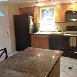 200 Rosewood Ave - Photo 3 of 11