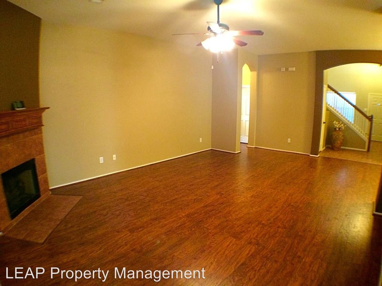 100 Forestview Rd - Photo 3 of 17