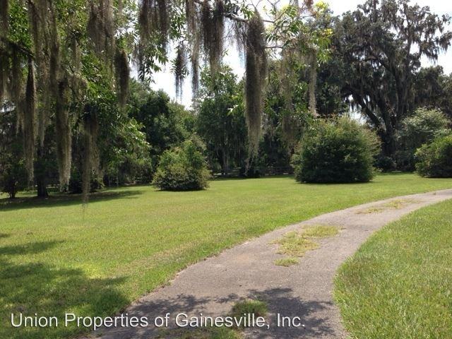 4724 NW 156th Ave - Photo 2 of 25