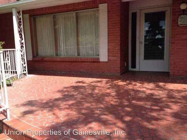 4724 NW 156th Ave - Photo 3 of 25